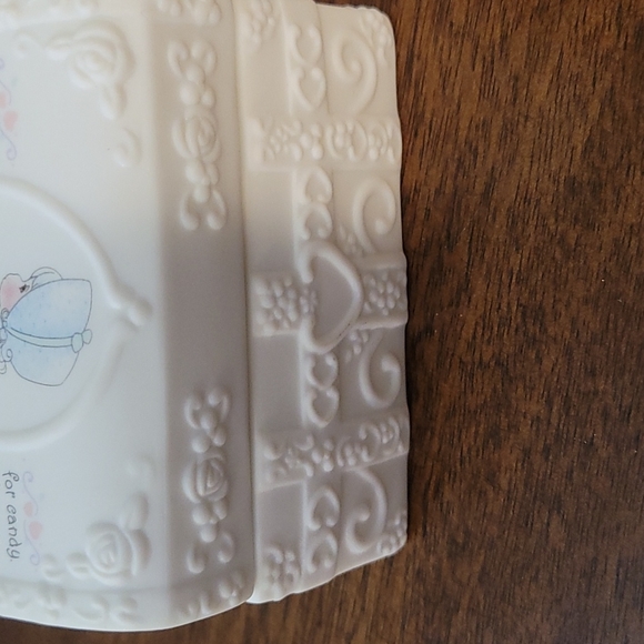 Precious Moments - Picture 6 of 8